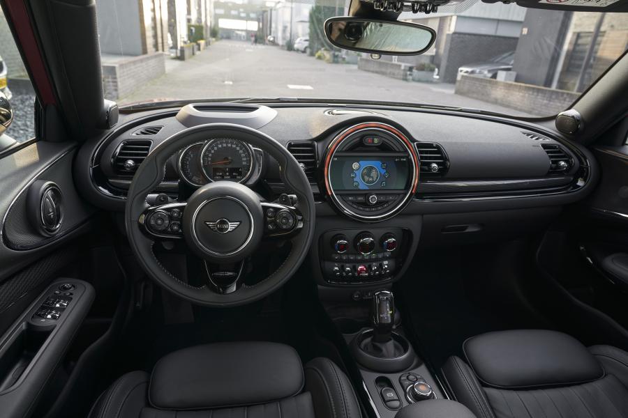 Торпедо Mini Cooper S Clubman (F54) 2019 года  (WW) (фото 126 из 150)